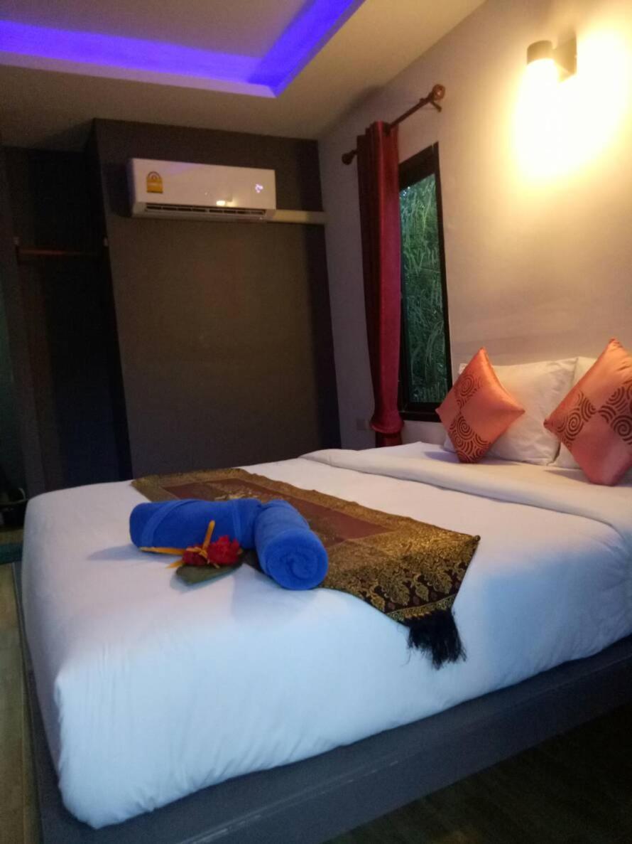 Baan Reenaa Lanta Ko Lanta Eksteriør billede